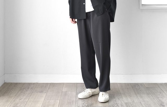 LAMOND（ラモンド）Semi Wide Twill Easy Trousers